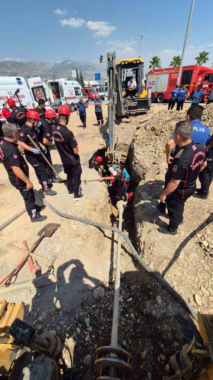 G&ouml;&ccedil;&uuml;kte kalan iş&ccedil;i kurtarıldı
