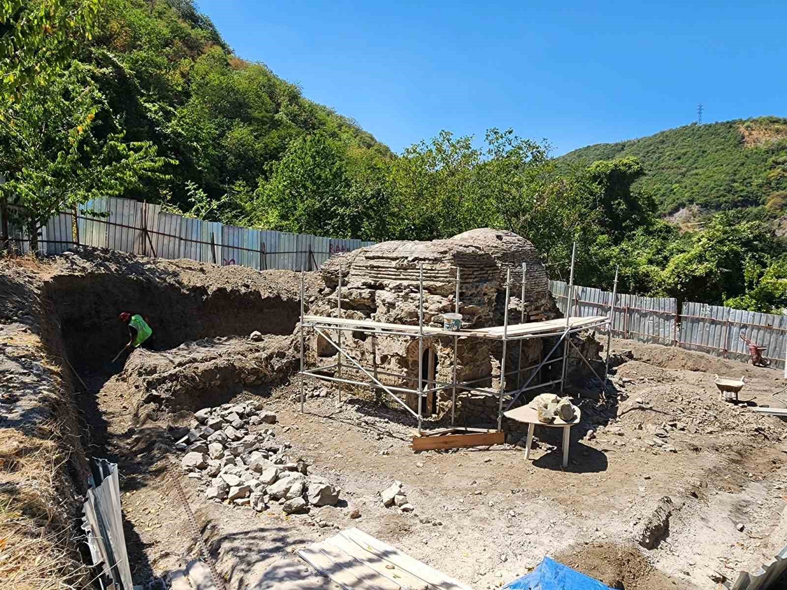 Tarihi Osmanlı hamamı aslına uygun restore ediliyor