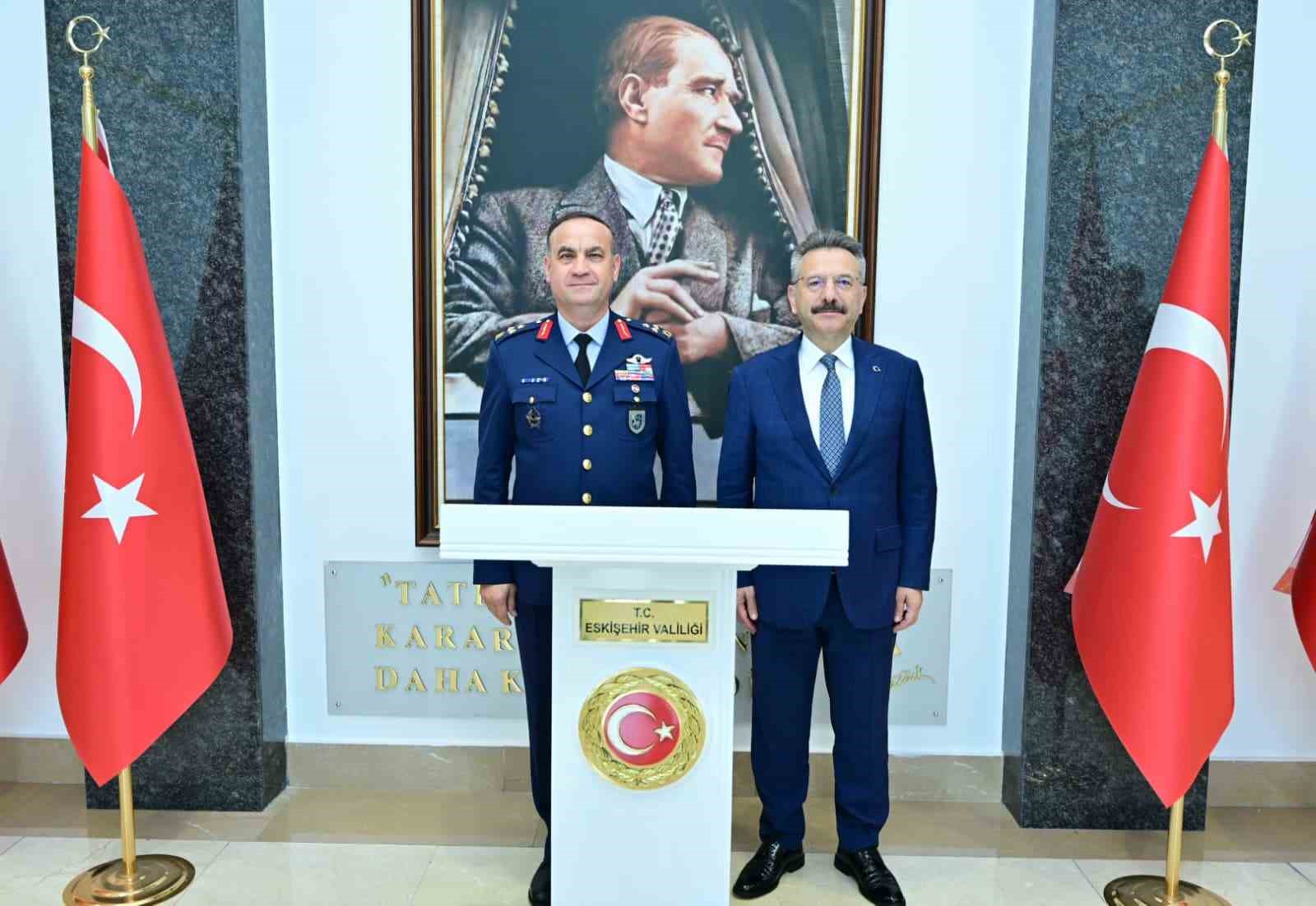 Hava Korgeneral Rafet Dalkıran&rsquo;dan Vali Aksoy&rsquo;a ziyaret
