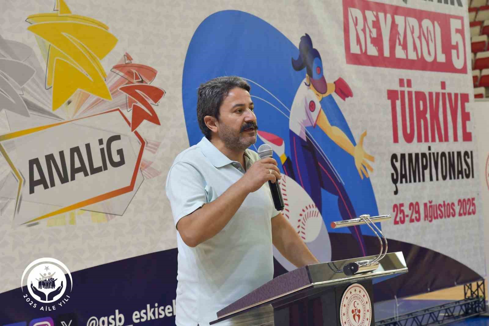 ANALİG Beyzbol 5 T&uuml;rkiye Şampiyonası Eskişehir&rsquo;de başladı
