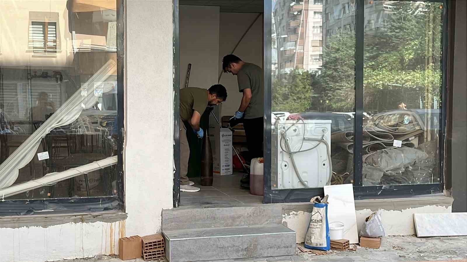 Konya&rsquo;da bir apartmanda top mermisi bulundu

