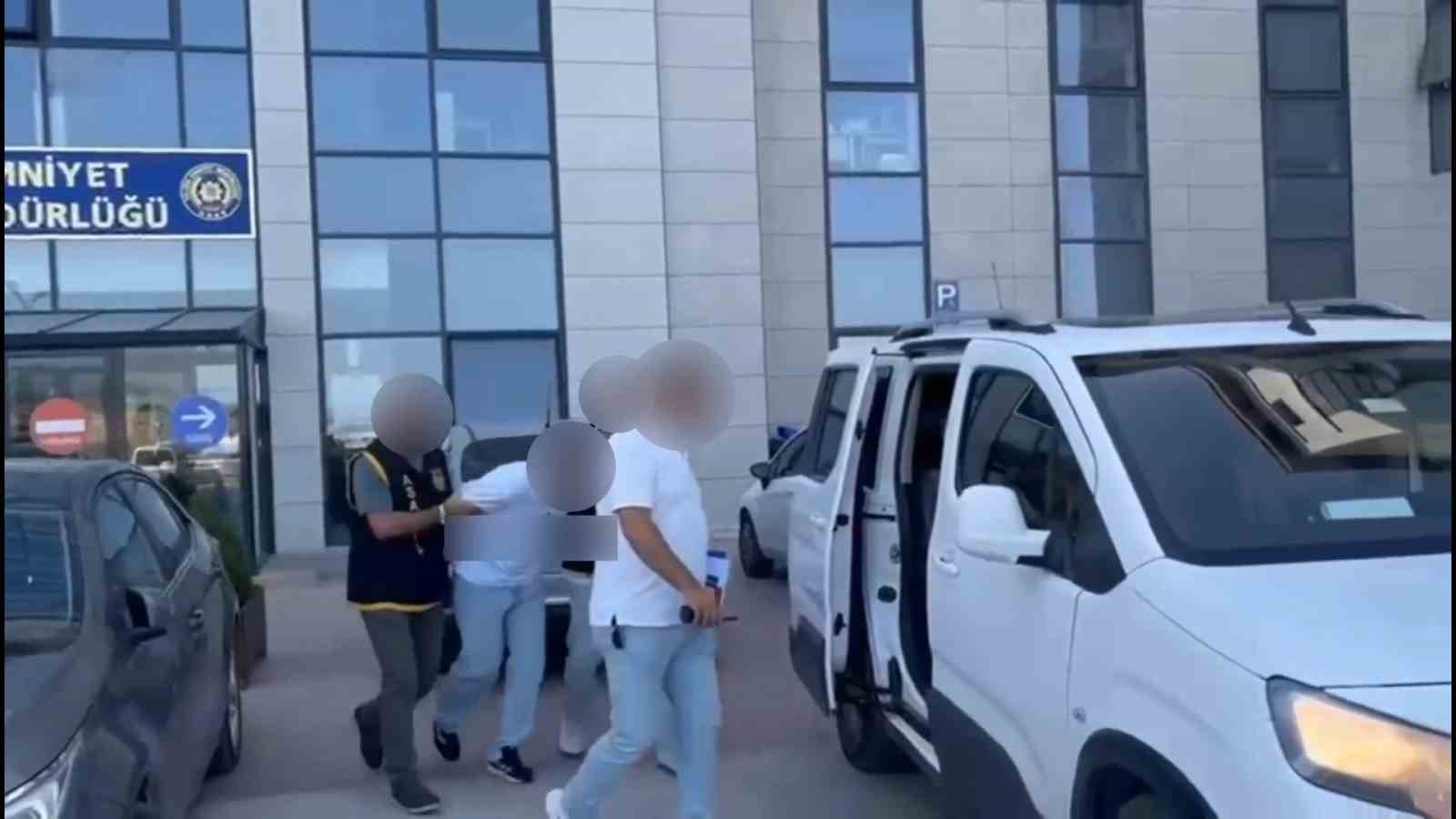 Yalova&rsquo;da tartıştığı kişiyi tabancayla vuran zanlı tutuklandı
