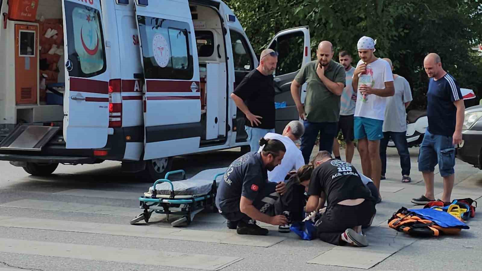Kontrolden çıkan motosikletten düşen sürücü yaralandı