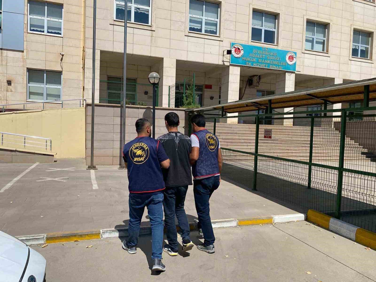 Diyarbakır’da haklarında kesinleşmiş hapis cezası bulunan 47 kişi yakalandı