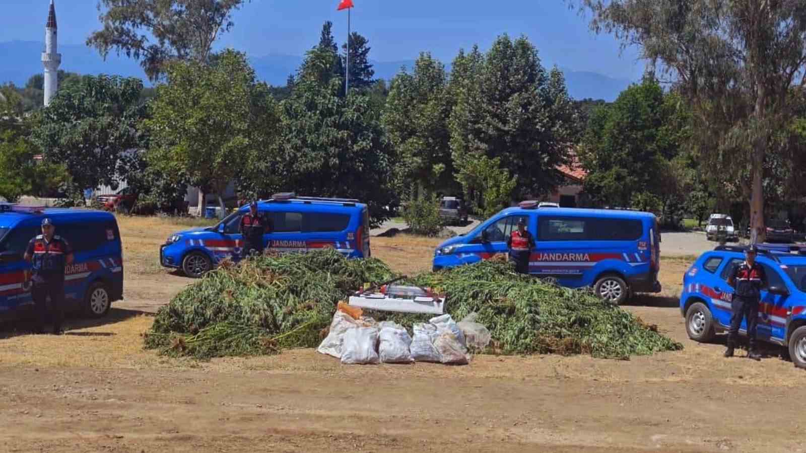 Köyceğiz uyuşturucu operasyonunda 2 tutuklama