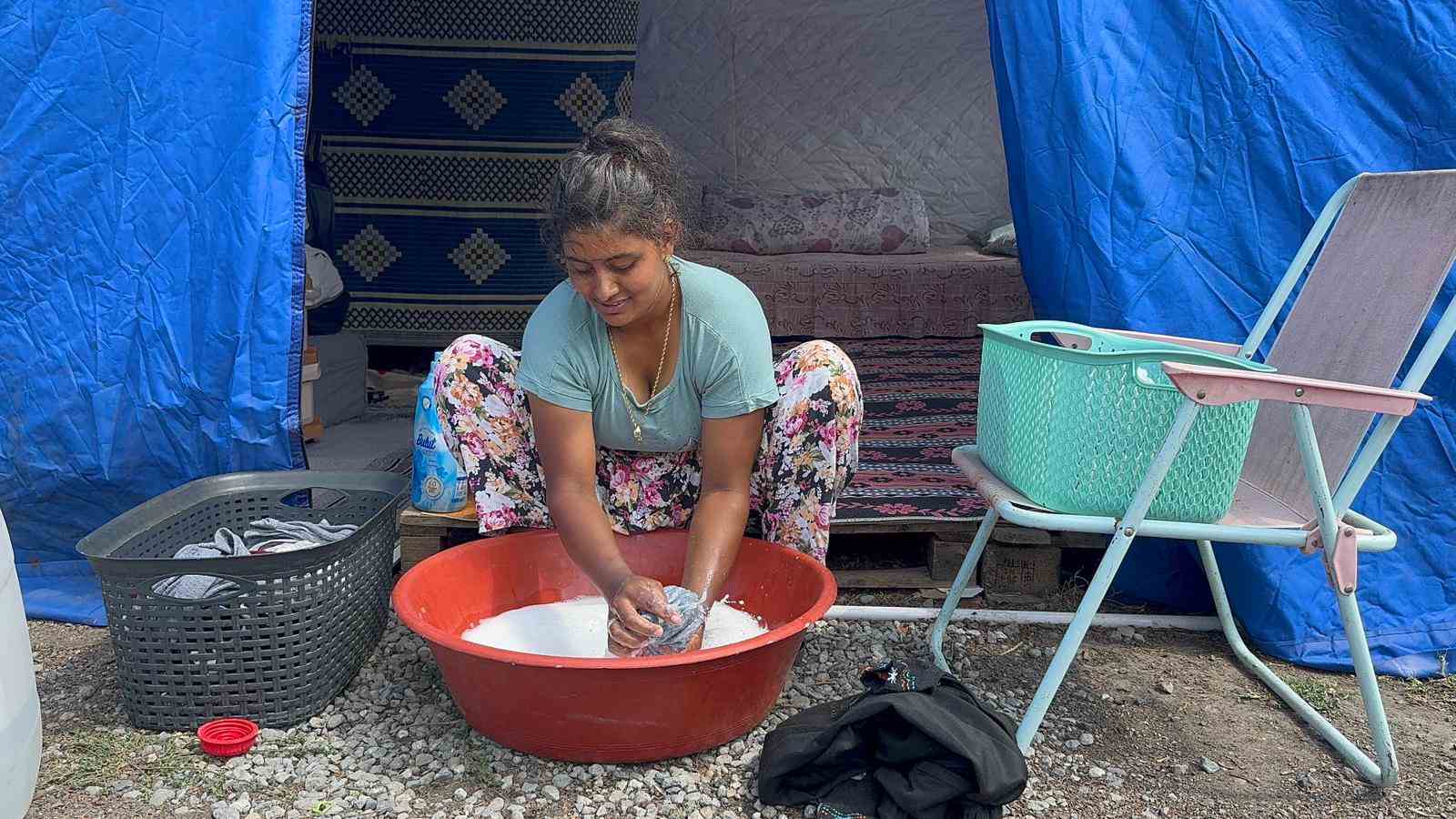 Fındık iş&ccedil;ilerinin &ccedil;adır hayatında her şey var, su ve elektrik yok

