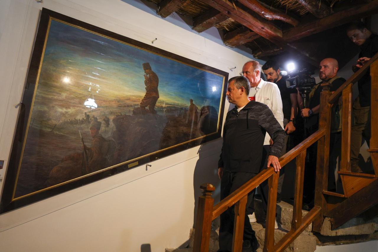 CHP Genel Başkanı &Ouml;zel, Zafer Yolu&rsquo;ndan Kocatepe&rsquo;ye y&uuml;r&uuml;d&uuml;
