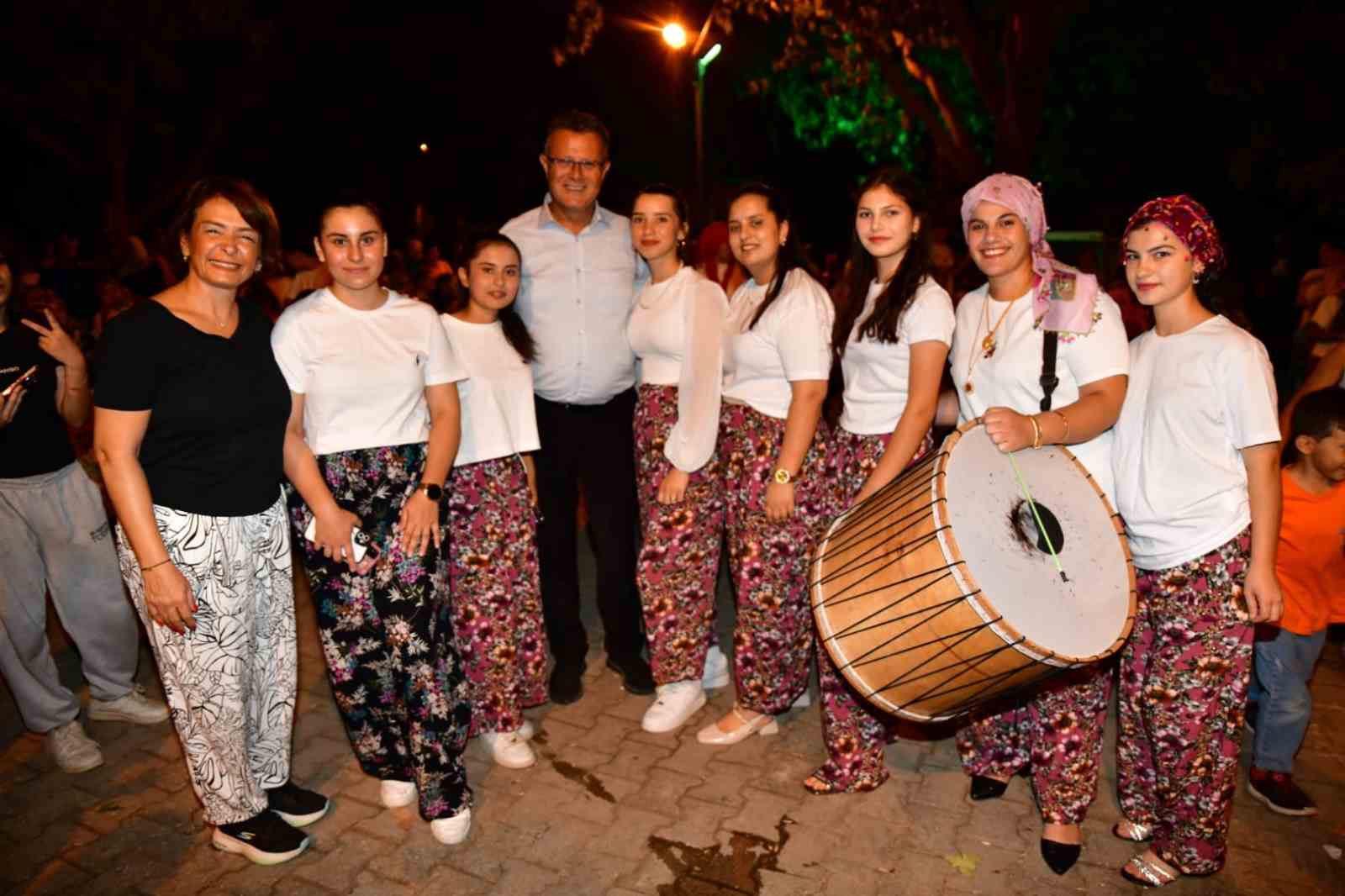 Kadınlar Şalvar Gecesi’nde buluştu