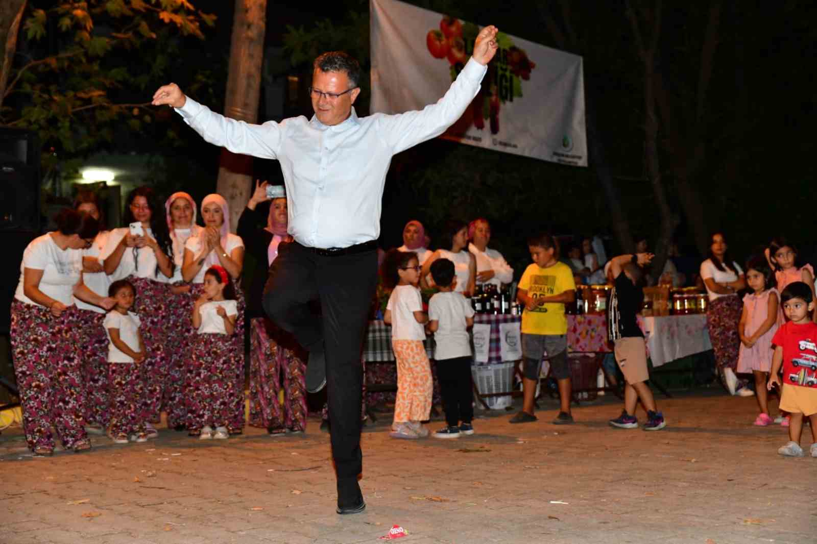 Kadınlar Şalvar Gecesi&rsquo;nde buluştu
