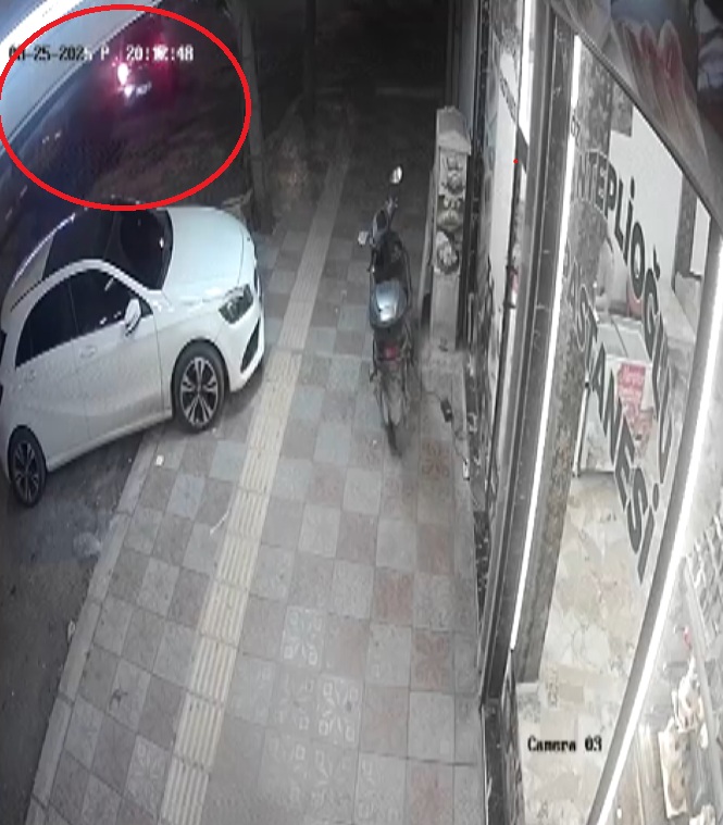 İki otomobilin karıştığı kaza kamerada