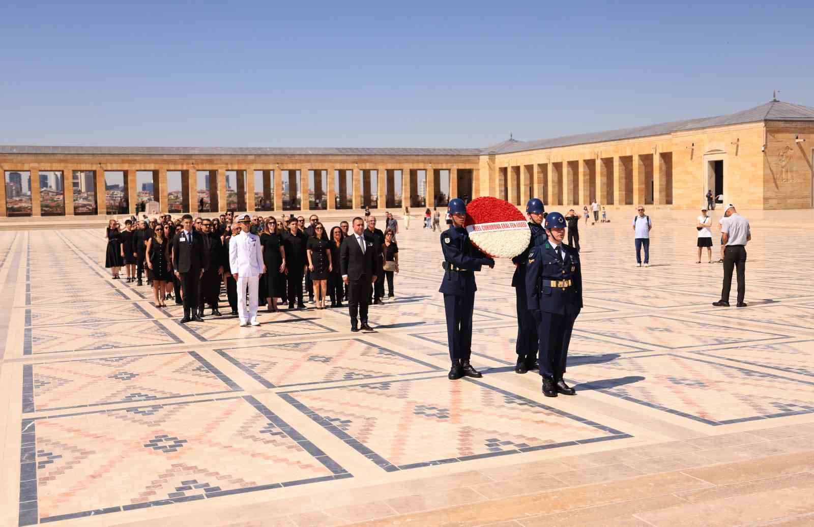 Adana Özel Eral Okulları Anıtkabir’de