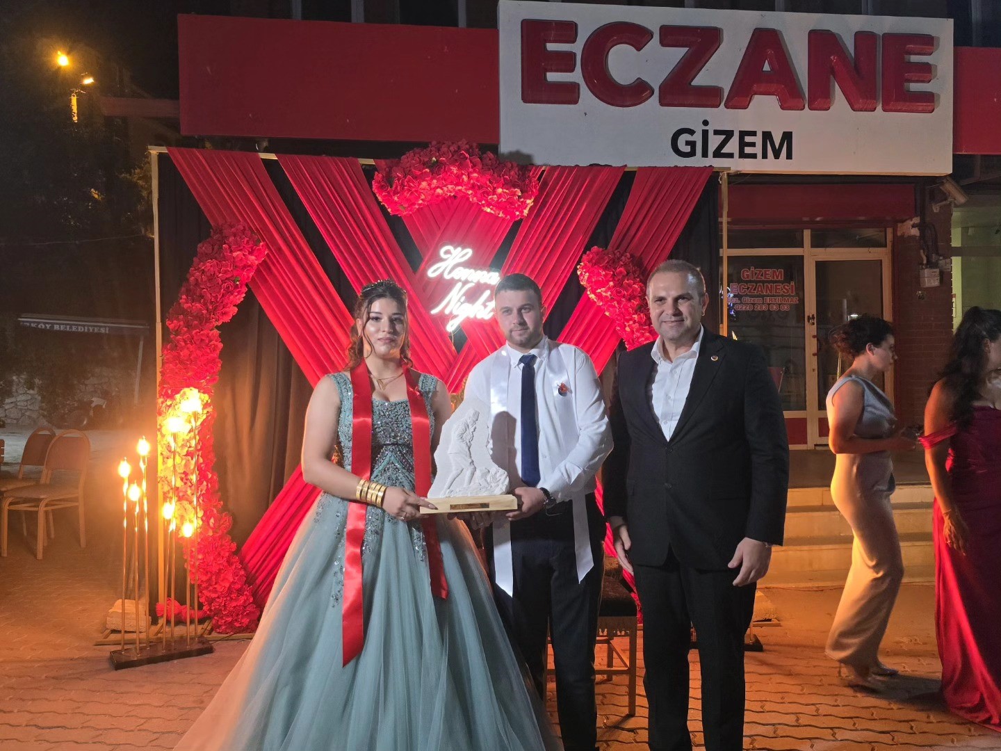 Başkan Dilsiz, vatandaşların mutlu g&uuml;nlerinde yanlarında oldu
