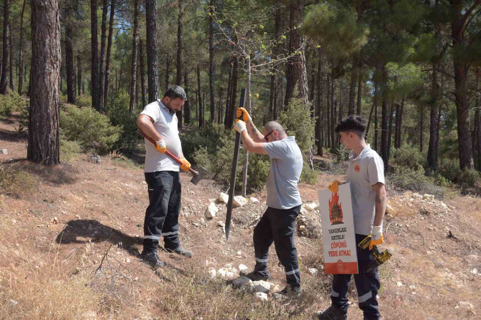 Atat&uuml;rk Ormanına bilgilendirici ve uyarıcı levhalar yerleştirildi

