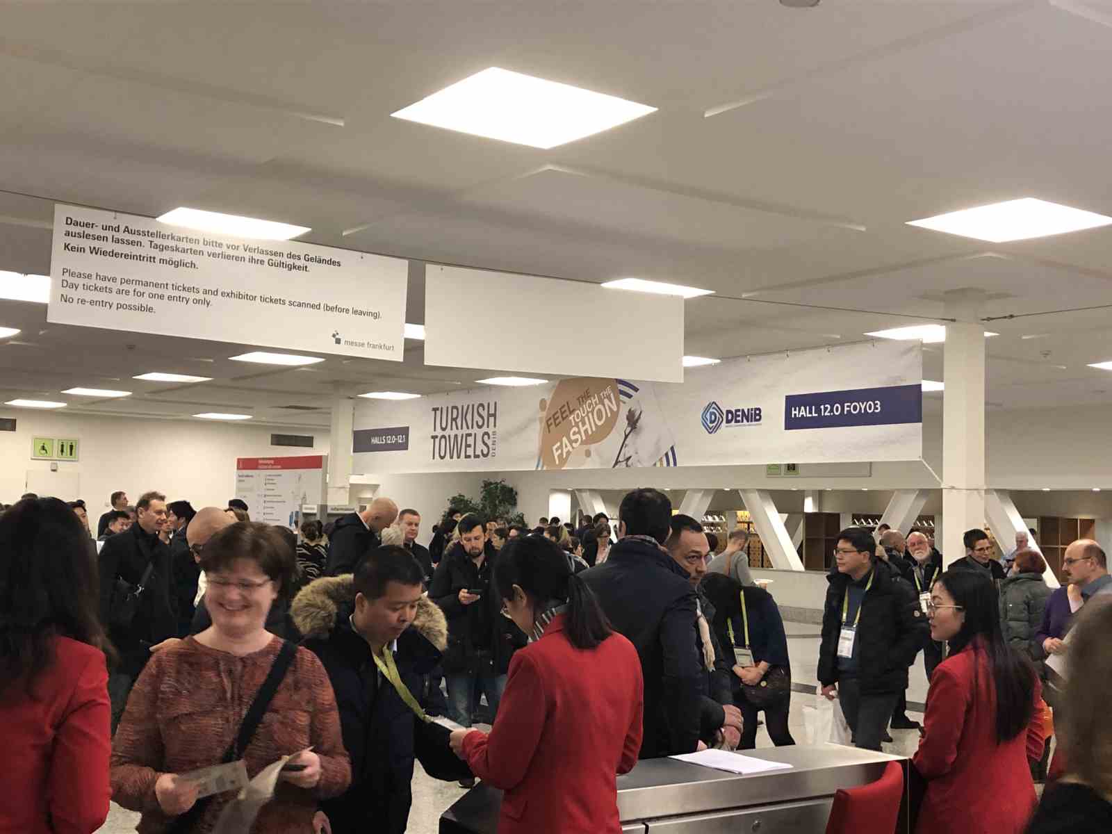10 yıldır süren "Turkish Towels" yolculuğunda THY ile gökyüzüne imza atılıyor
