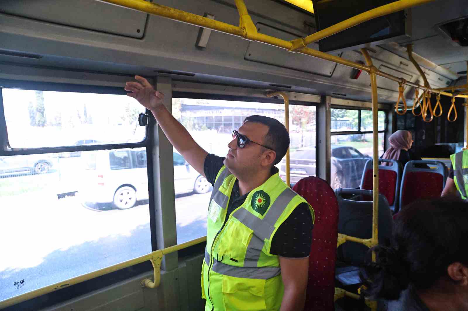 Halk otob&uuml;slerinde klima denetimi s&uuml;r&uuml;yor
