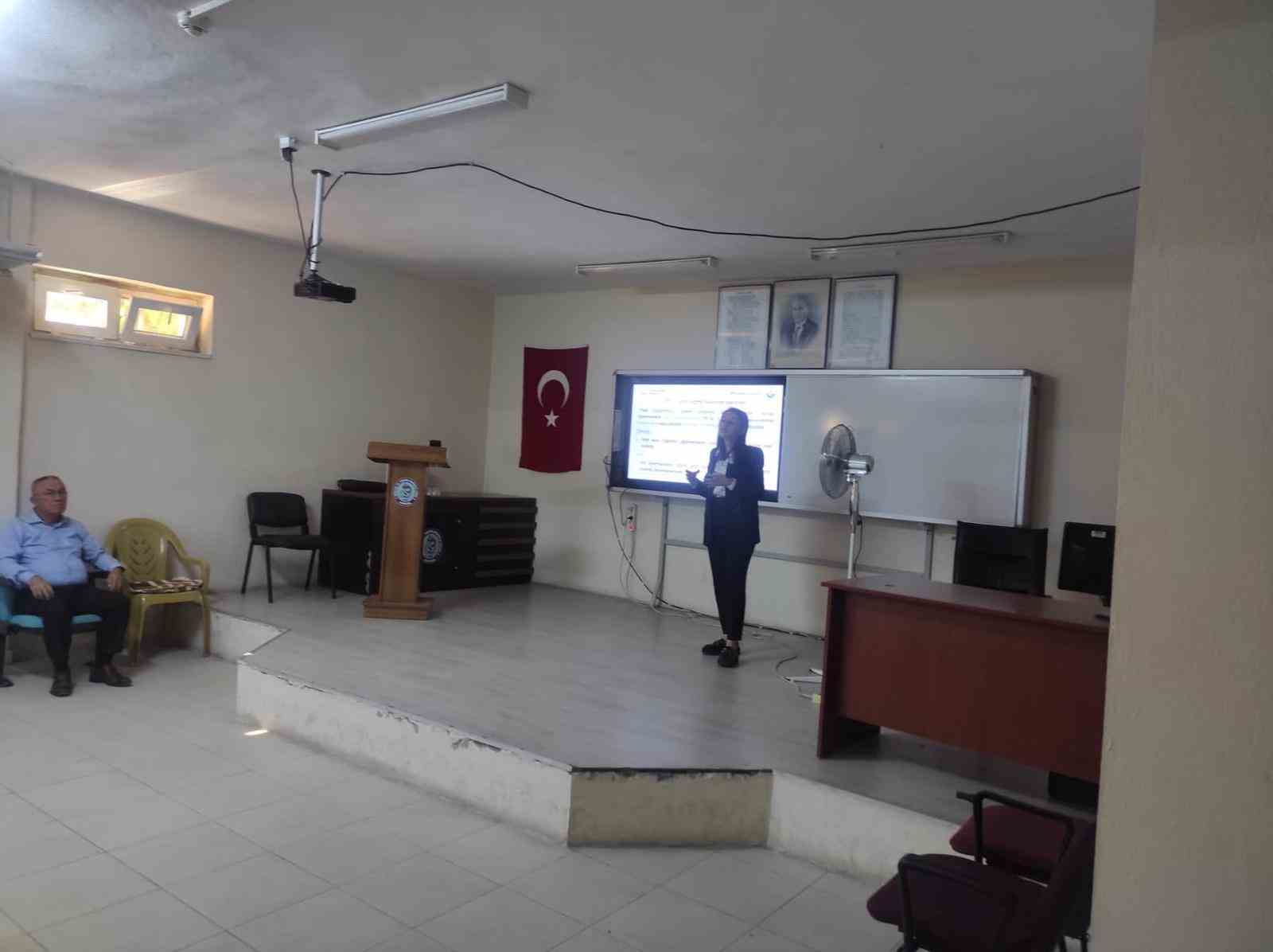 Sarıgöl’de öğretim faaliyetleri semineri gerçekleştirildi