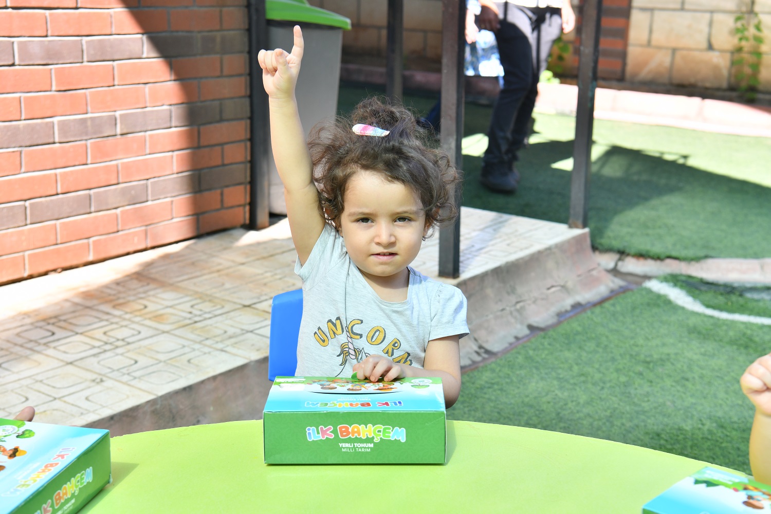 Başkan Ge&ccedil;it, "Toprağa dokunan her &ccedil;ocuk, geleceğe umut olur"
