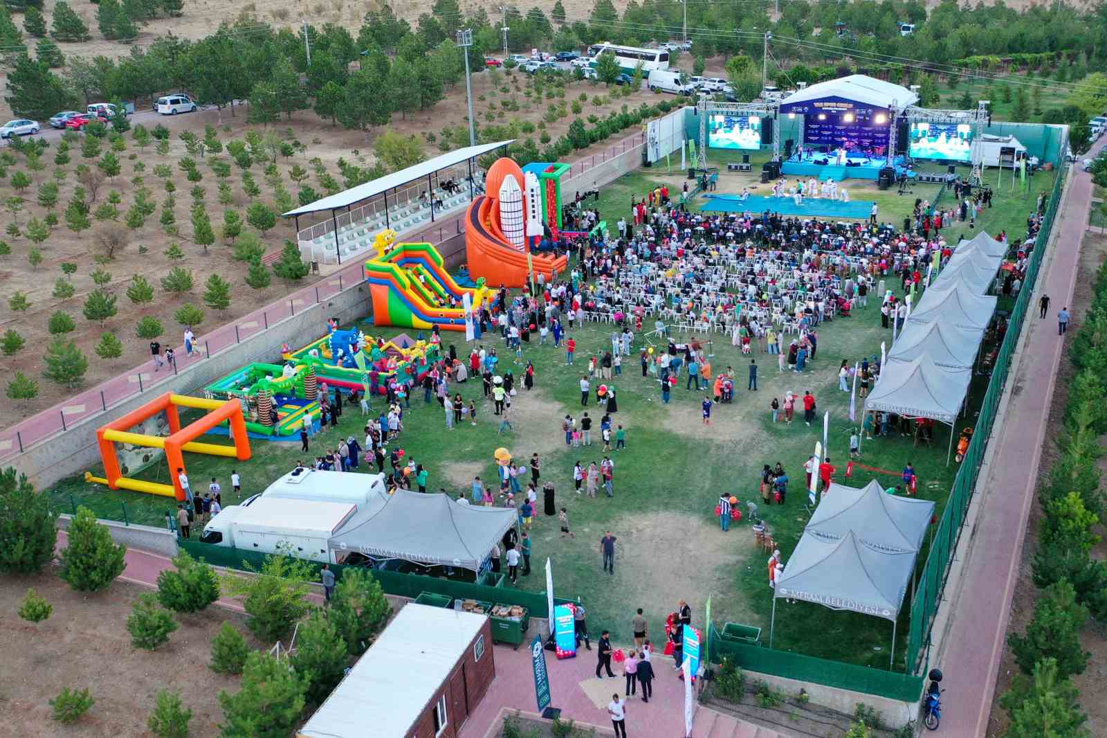 Meram yaz spor okulları i&ccedil;in coşkulu final
