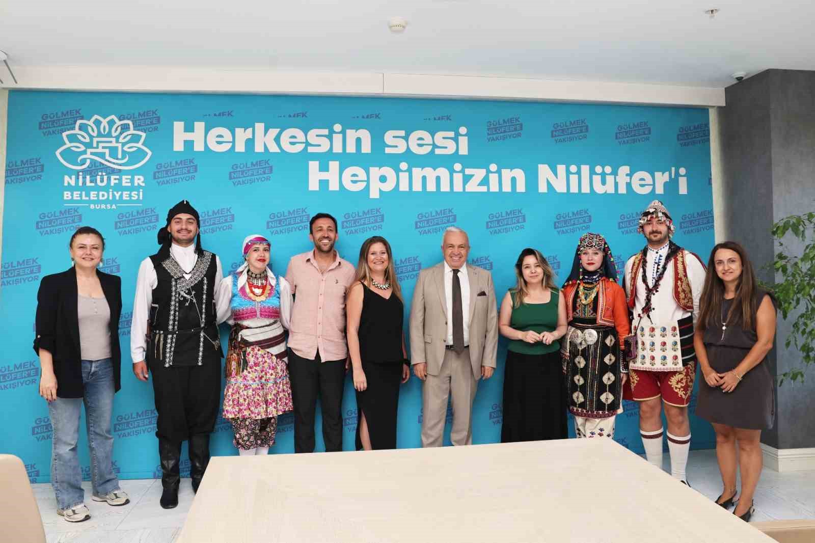 Nilüfer Halk Dansları Topluluğu İtalya’dan ödülle döndü