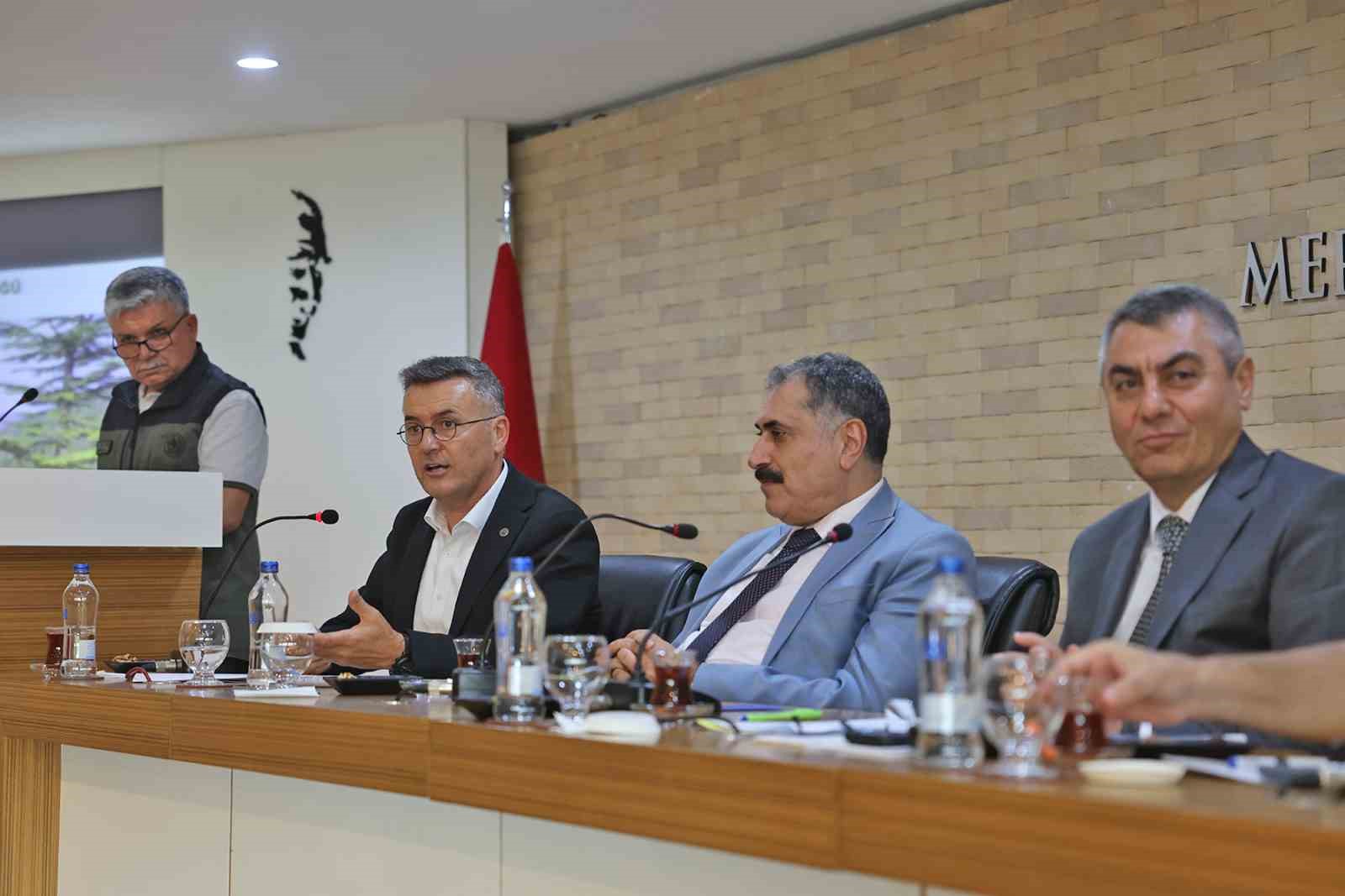 Orman yangınlarıyla m&uuml;cadelede koordinasyonun &ouml;nemi vurgulandı
