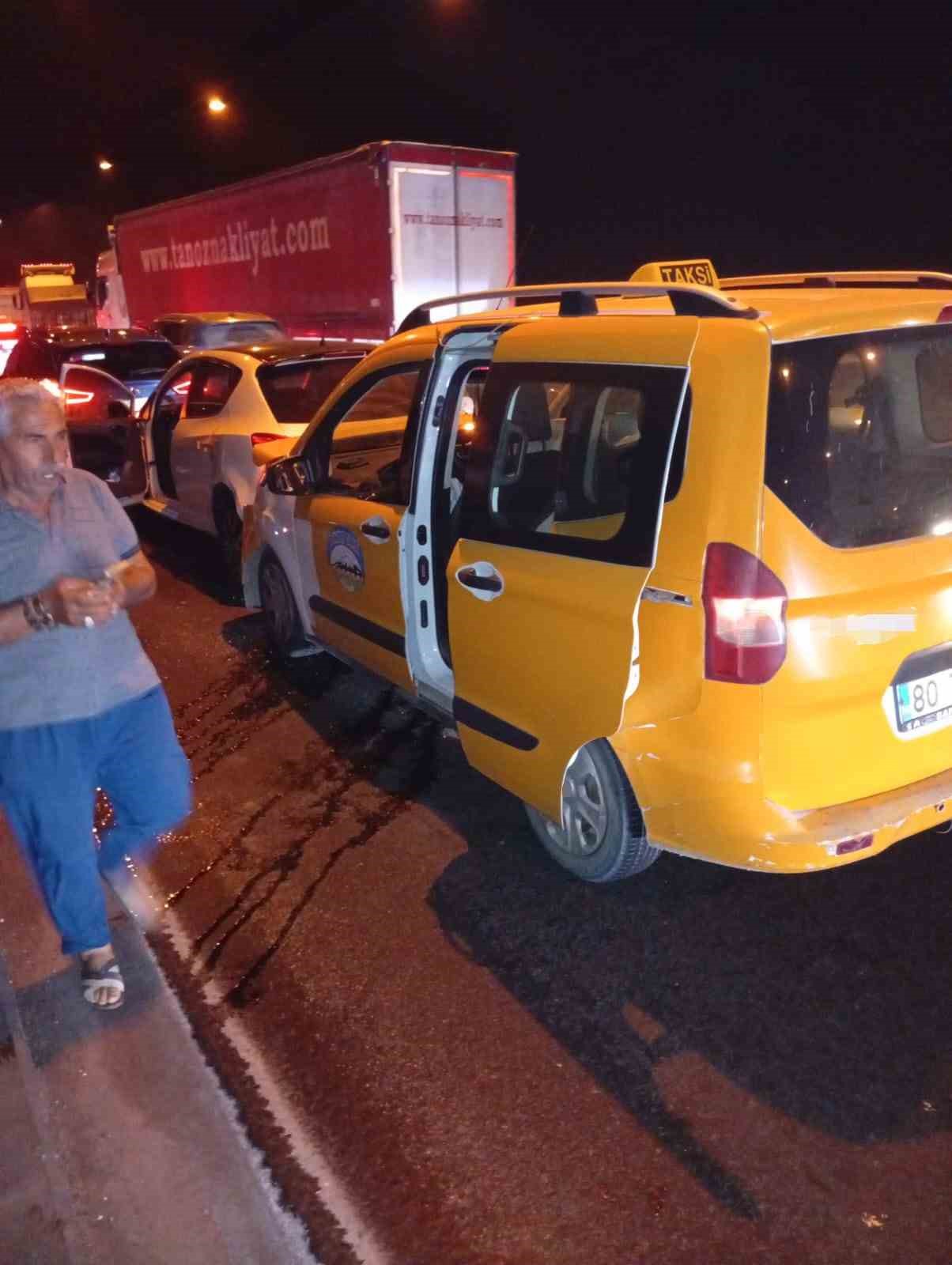 Osmaniye&rsquo;de t&uuml;nelde zincirleme kaza: 2 yaralı
