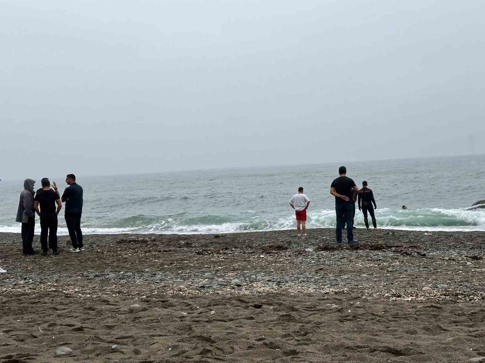 13 yaşındaki çocuk denizde kayboldu