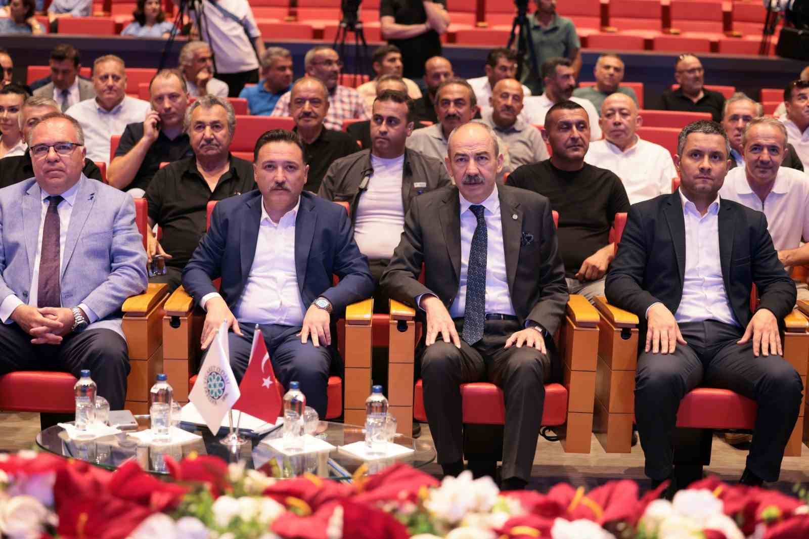 Vali &Ccedil;i&ccedil;ek: "Kayseri&rsquo;de evden hırsızlıkta y&uuml;zde 61&rsquo;lik bir azalma var"
