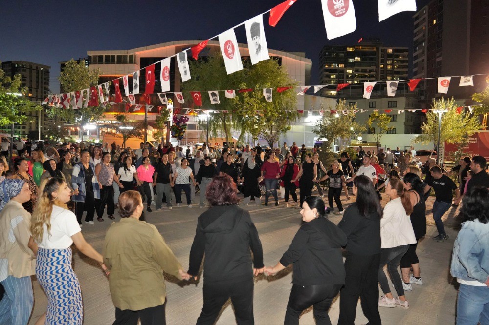 Ke&ccedil;i&ouml;ren&rsquo;de yaz konserleri devam ediyor
