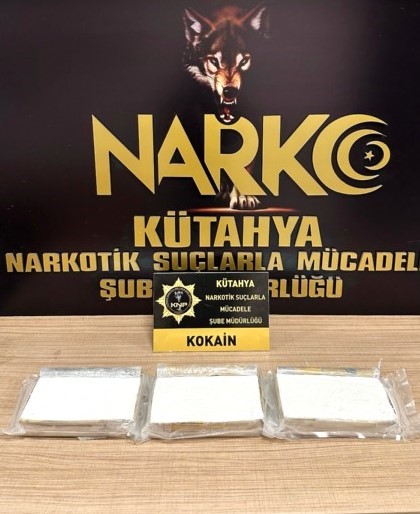 Kütahya’da 3,5 kilo kokain ele geçirildi, şüpheli 2 kişi tutuklandı

