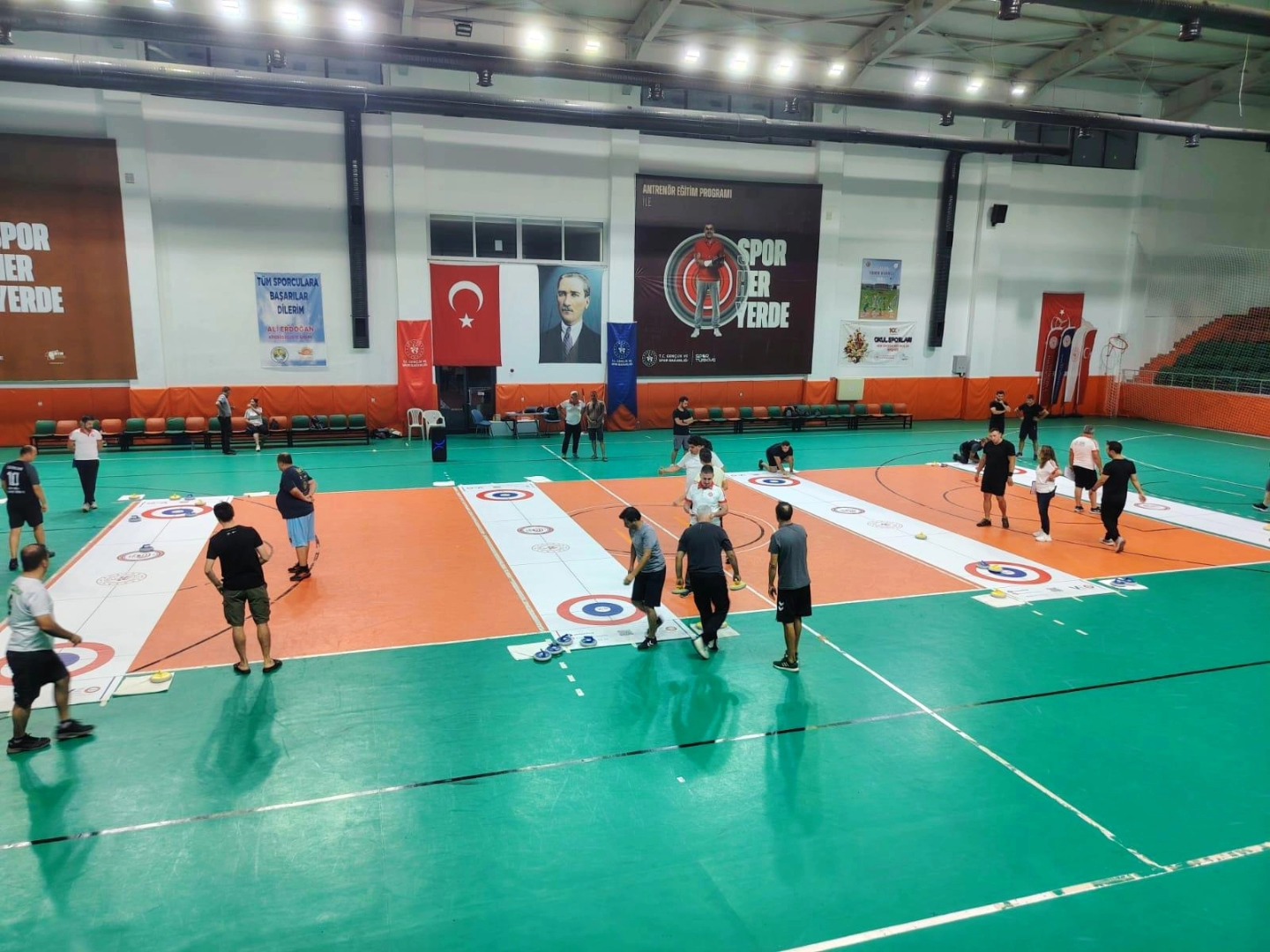 Köyceğiz’de Zafer Kupası Flor Curling turnuvası başladı
