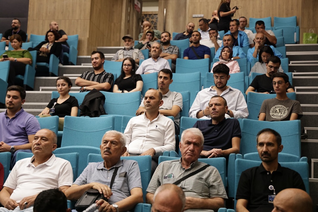 Kütahya Belediyesi’nden Zafer Haftası’nda Cihat Yaycı konferansı