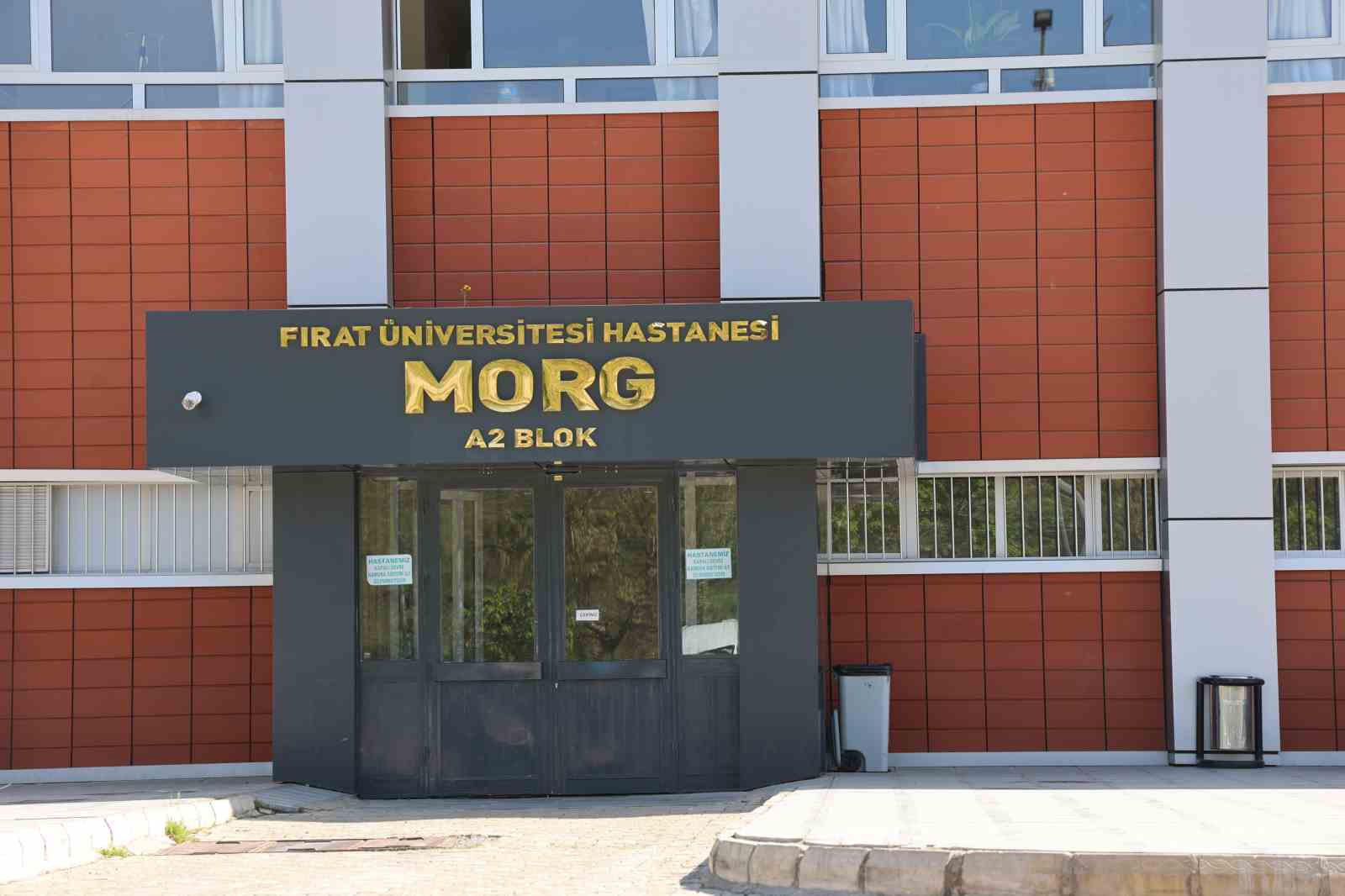 Eşeğin s&uuml;r&uuml;klediği &ccedil;ocuk hayatını kaybetti
