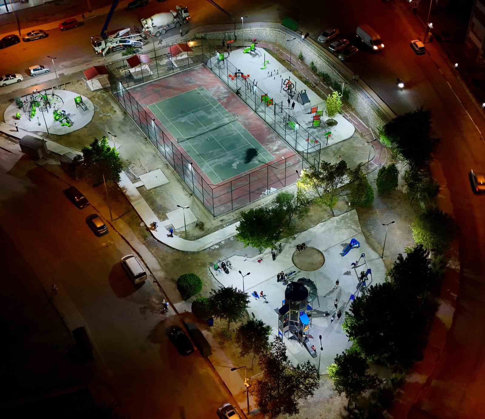 Karab&uuml;k "Tema Parkla" sosyal yaşam alanlarına kavuşuyor
