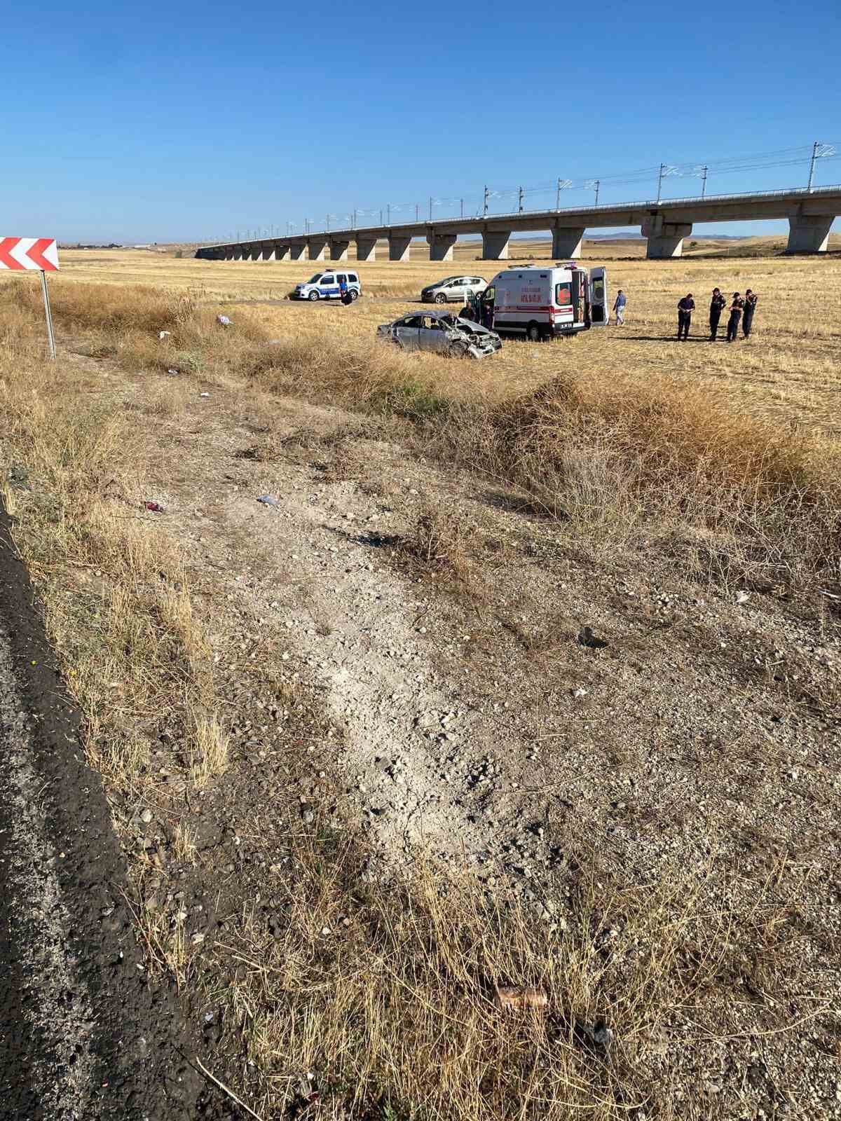 Yozgat’ta kontrolden çıkan araç takla attı: 1 ölü, 4 yaralı
