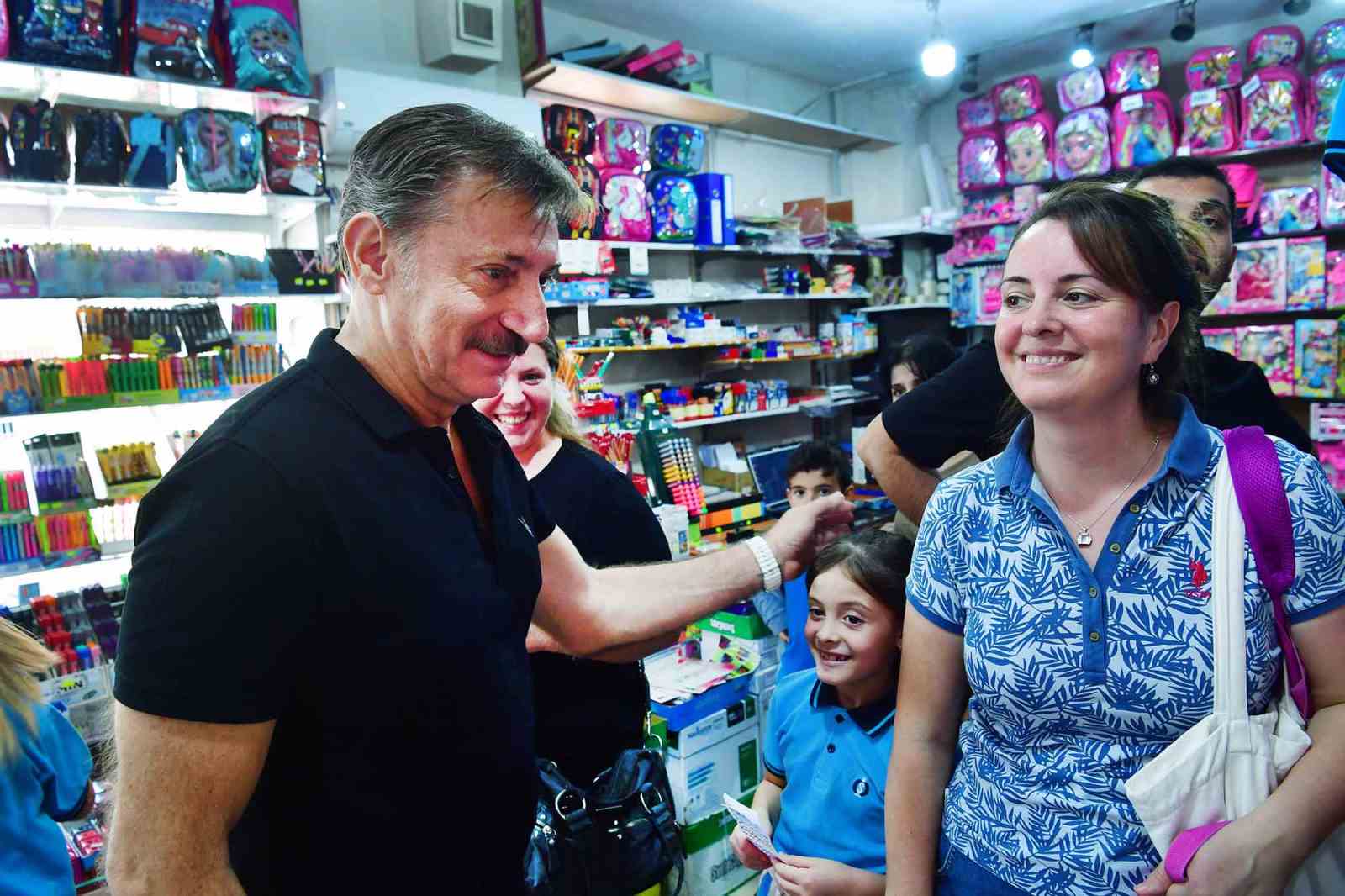 Bahçelievler Belediyesi’nden 72 milyon kırtasiye desteği