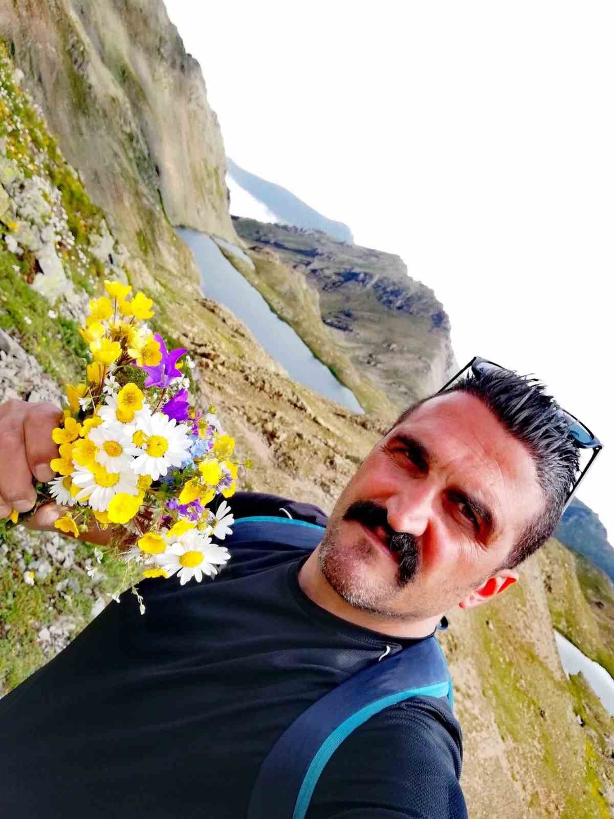 Rize’de çatından düşen şahıs hayatını kaybetti
