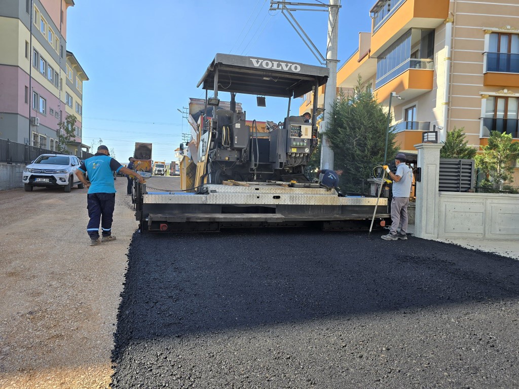 Kartepe&rsquo;de asfalt atağı
