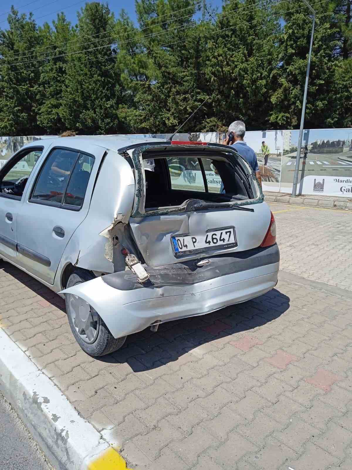 Mardin&rsquo;de zincirleme trafik kazası: 1 yaralı
