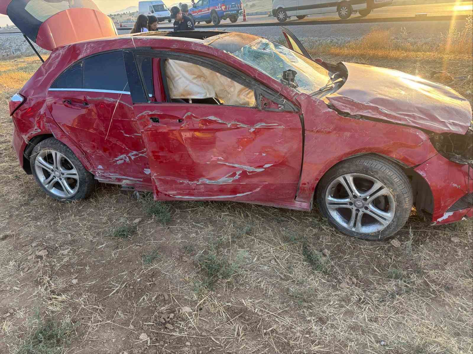 Korkuteli’nde trafik kazası:1 ölü, 1 yaralı