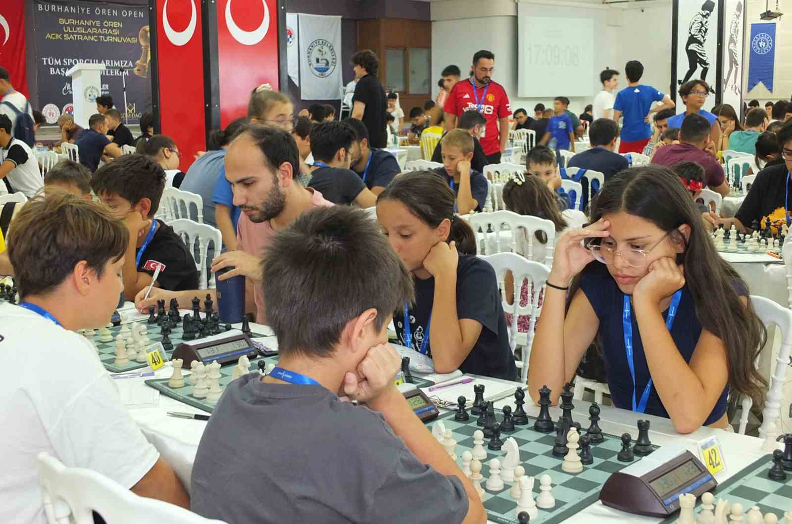 Balıkesir&rsquo;de uluslararası satran&ccedil; heyecanı başladı
