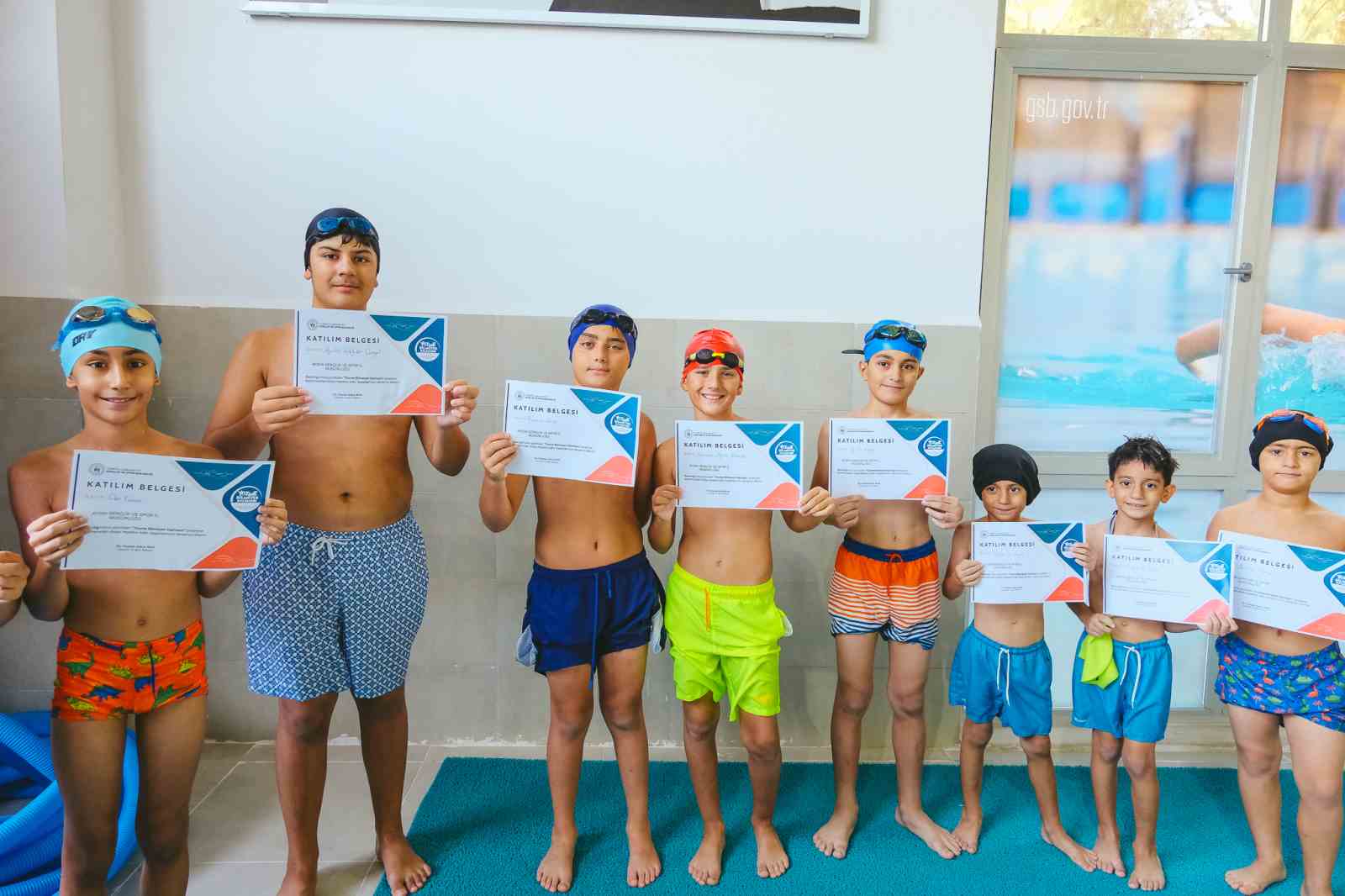 Aydın&rsquo;da 500 kişi y&uuml;zme sertifikasını aldı
