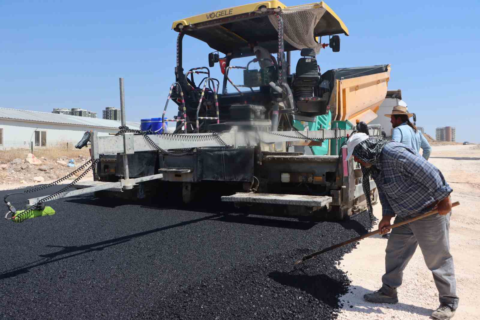 Hızla yapılaşan Karaköprü’de ulaşımı güçleniyor