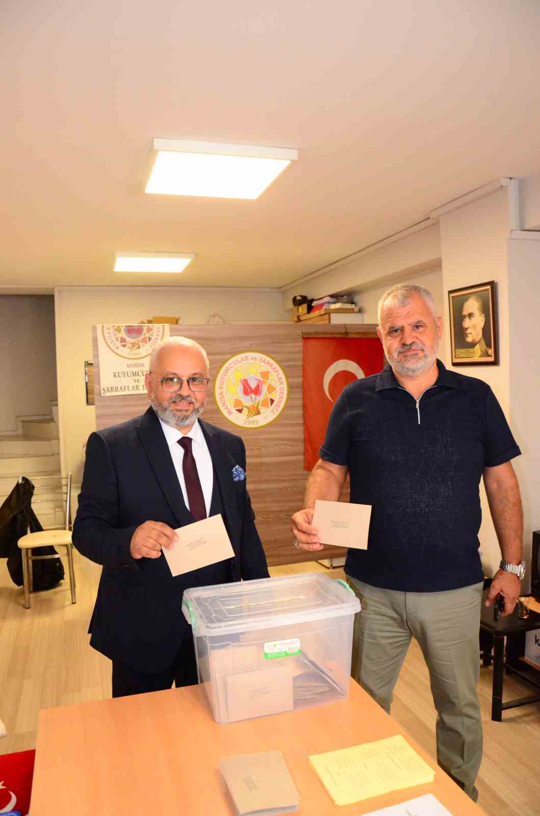 Manisalı kuyumcuların yeni başkanı &Ouml;devli oldu
