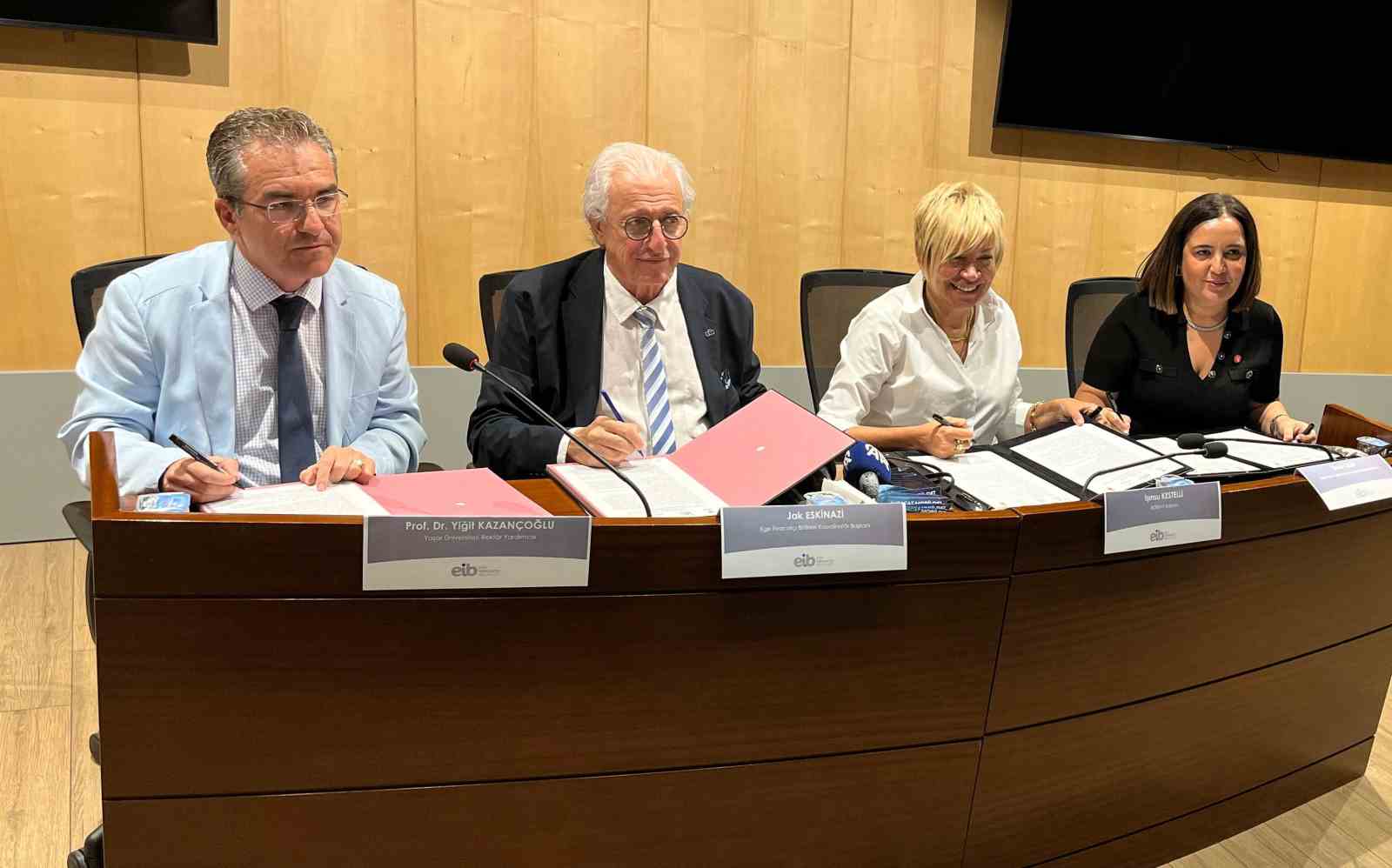 İzmir’de uluslararası öğrenciler için staj ve eğitim programı tamamlandı