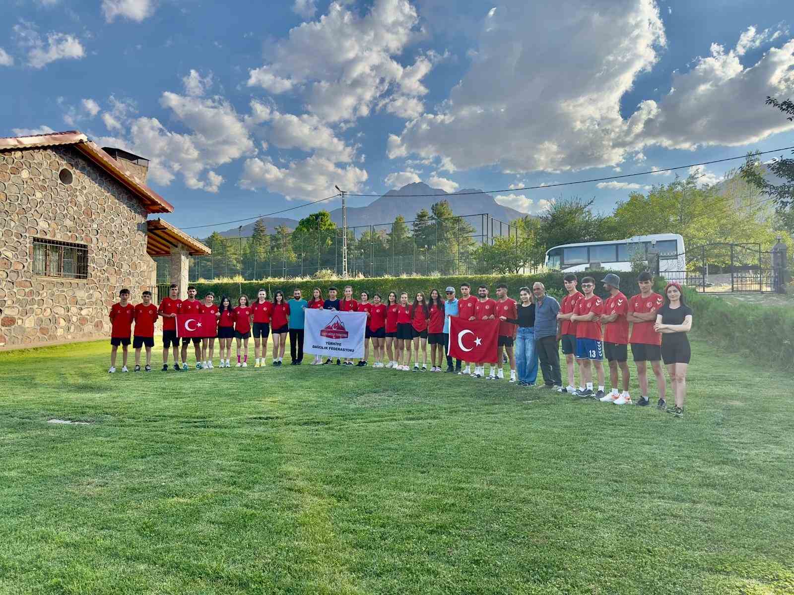 Milli takım kamp için Erzincan’ın Konakbaşı köyünü tercih etti