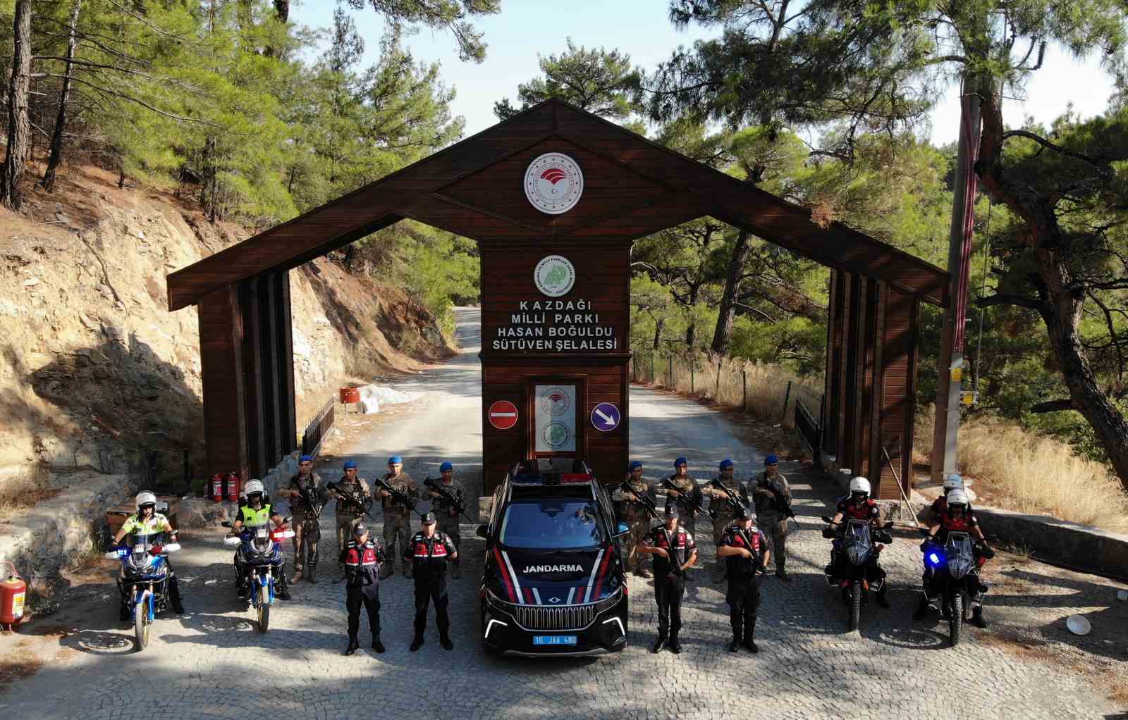 Jandarma’dan orman yangınlarına karşı sıkı denetim