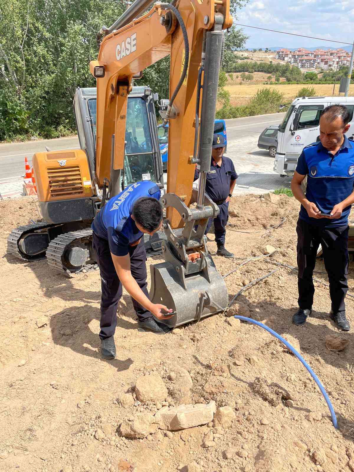 Park düzenlemesinde "Apollon’un oğlu asker" yazan antik stela bulundu
