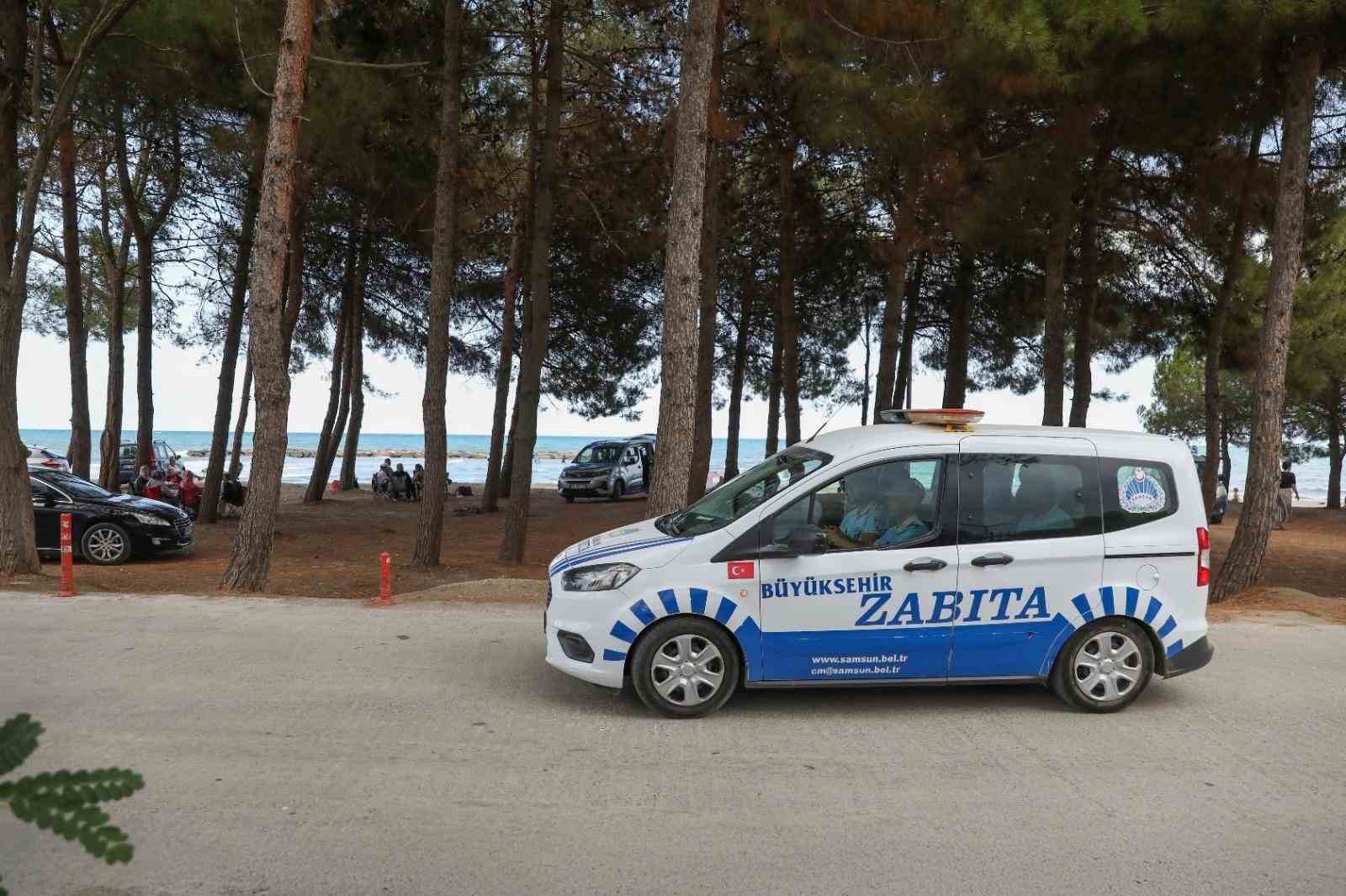 B&uuml;y&uuml;kşehir zabıta ekiplerinden sıkı denetim
