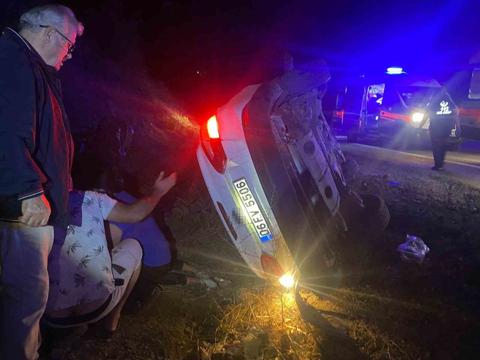 Trafik kazasında ağır yaralanan otomobil sürücüsü hayatını kaybetti