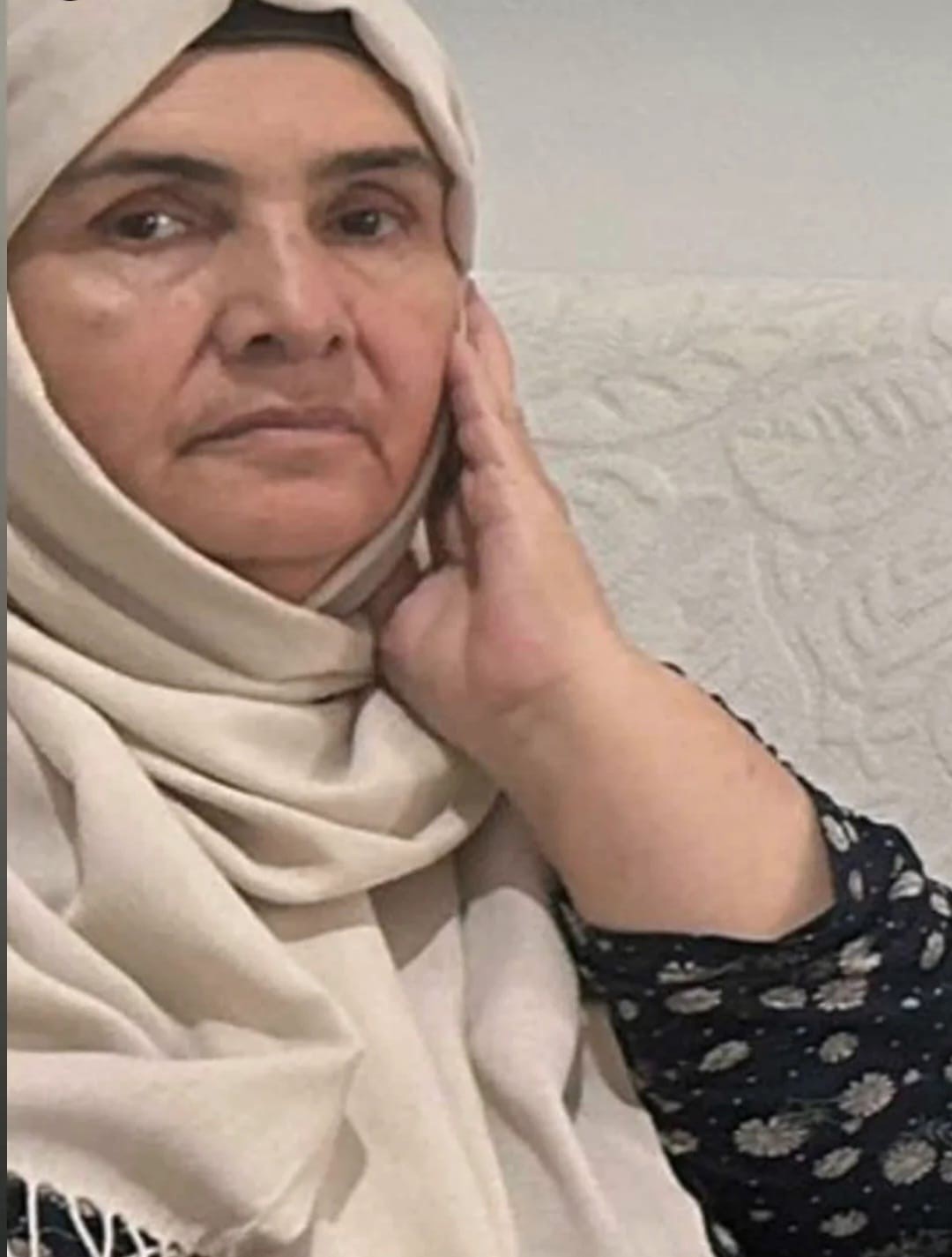 Eşi tarafından 14 yerinden bı&ccedil;aklanan kadın, 20 g&uuml;nl&uuml;k yaşam savaşını kaybetti
